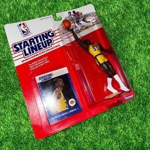 vintage 1988 Kenner Starting Lineup action figure of Kareem Abdul-Jabbar